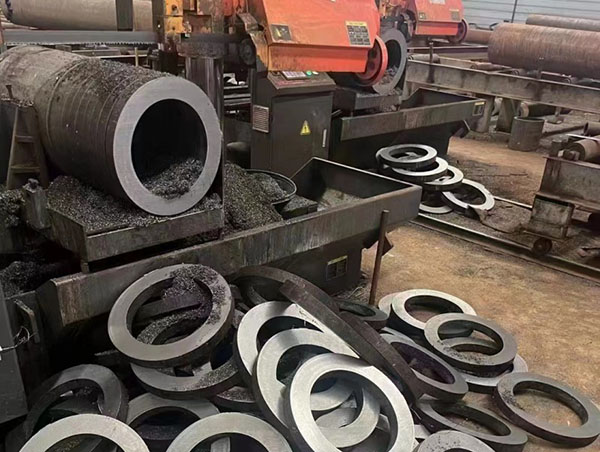 兴化20G无缝钢管切割