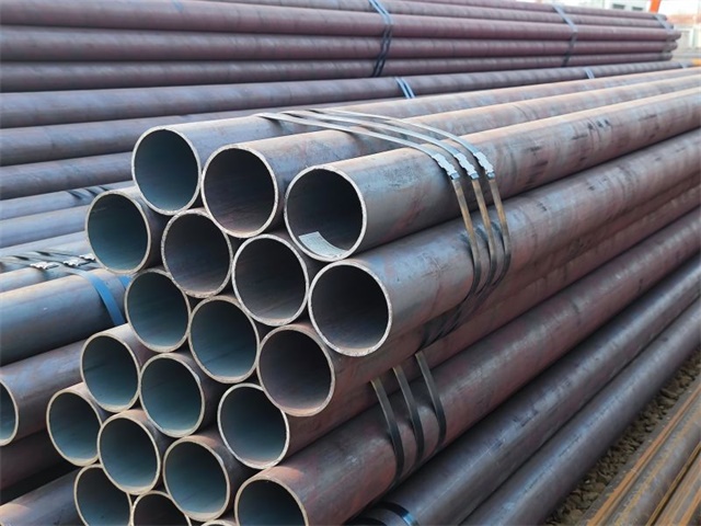 兴化15CrMoG热轧无缝钢管